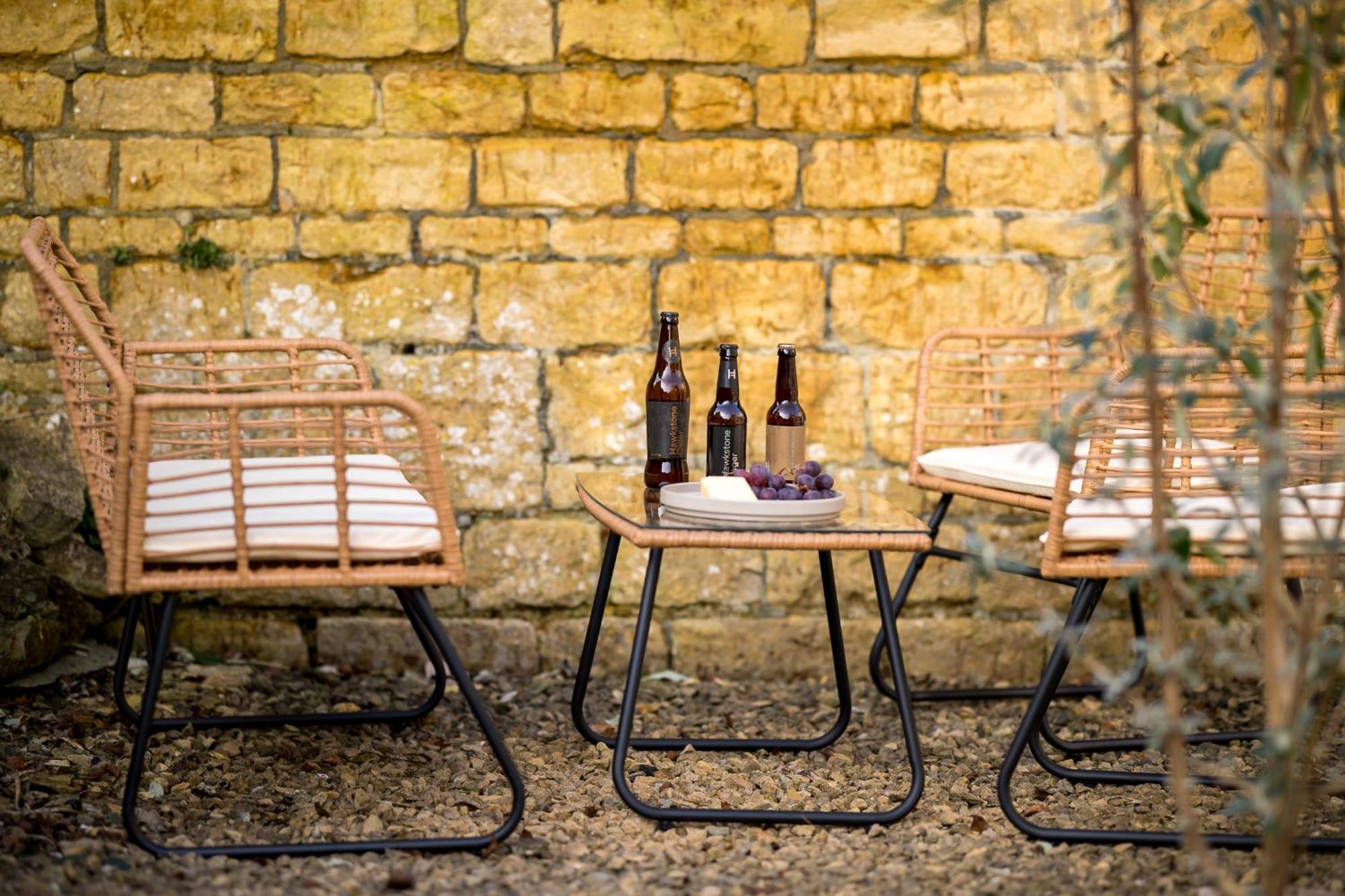 Bourton Scandi Chic Authentic Cottage Exterior photo